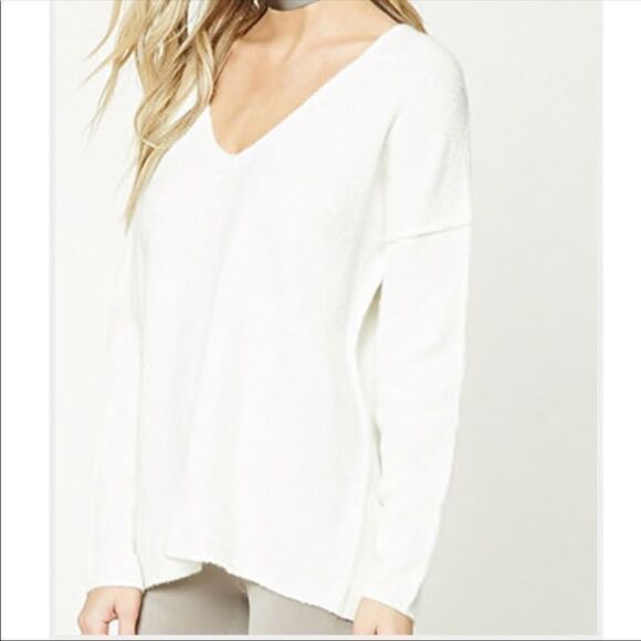 ✨ Forever 21 Slub Knit V-Neck✨ - Picture 1 of 6